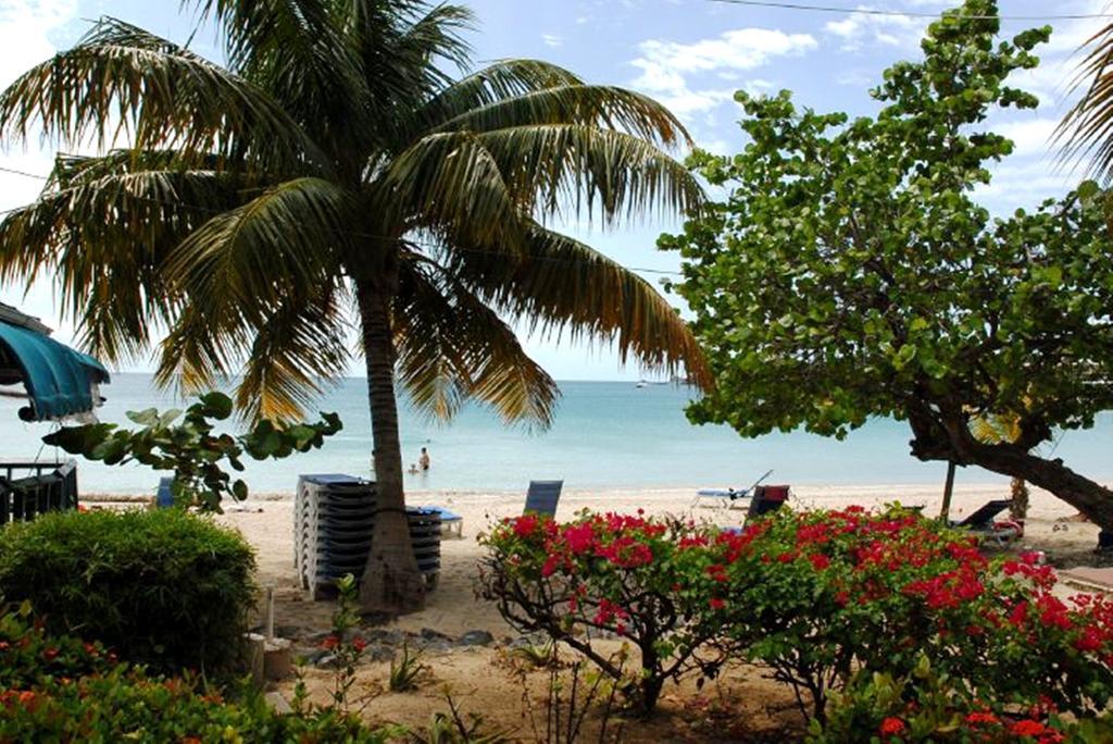 Island Beachcomber Hotel Altona Exterior foto