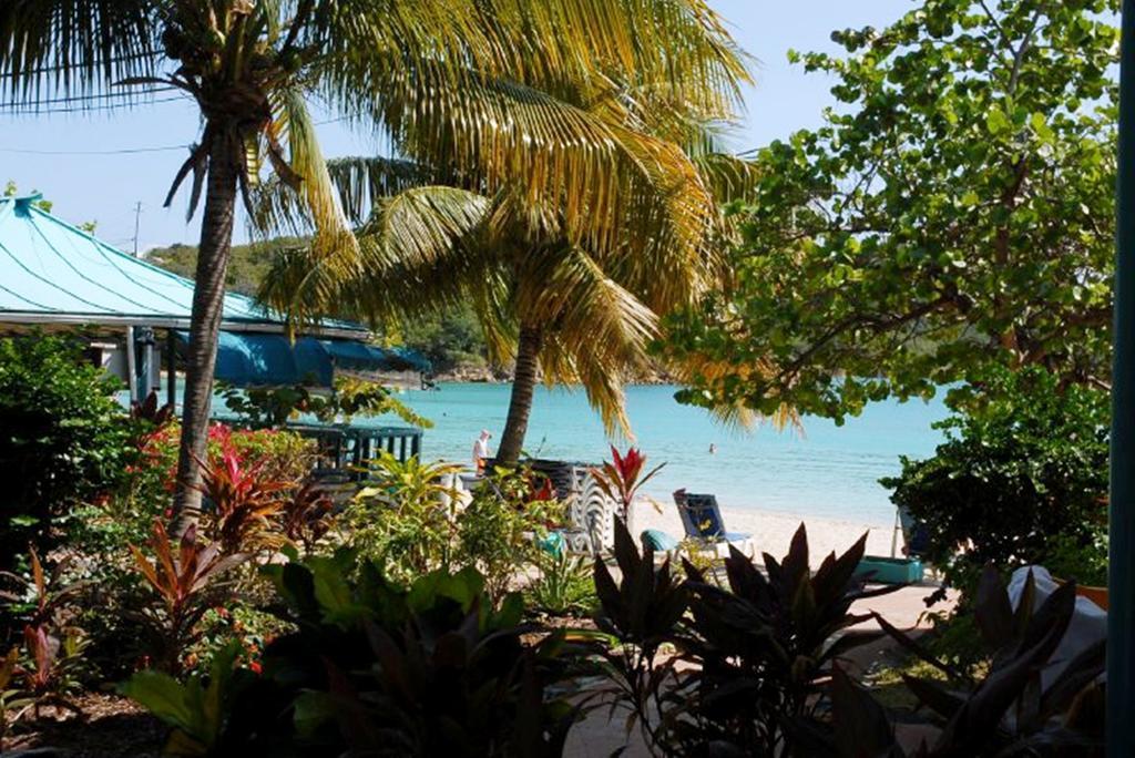 Island Beachcomber Hotel Altona Exterior foto
